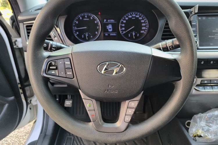 Used Hyundai Mistra 2017 1.8L Automatic Smart GLS China V Standard Steering Wheel