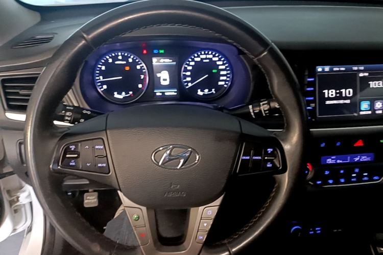 Used Hyundai Mistra 2017 1.6T Automatic Flagship Model TOP China V Emission Standard Steering Wheel
