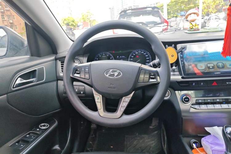 Used Hyundai Mistra 2017 1.8L Automatic Smart GLS China V Standard Steering Wheel