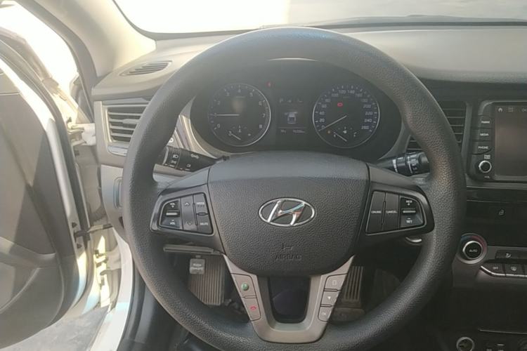 Used Hyundai Mistra 2017 1.6T Automatic Smart GLS China V Standard Steering Wheel