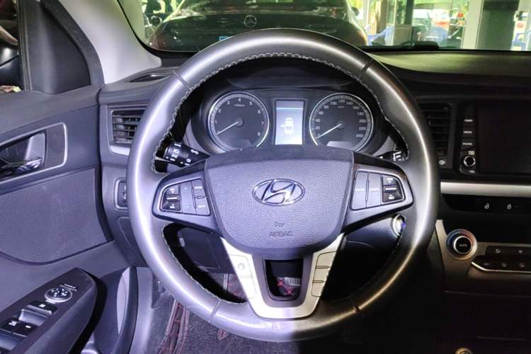 Used Hyundai Mistra 2017 1.8L Automatic Deluxe DLX Model China V Emission Standard Steering Wheel