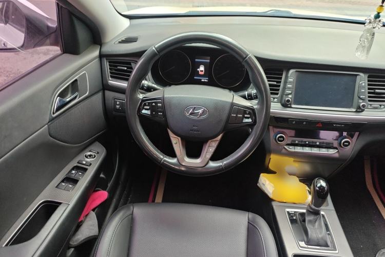 Used Hyundai Mistra 2017 1.8L Automatic Deluxe DLX Model China V Emission Standard Steering Wheel