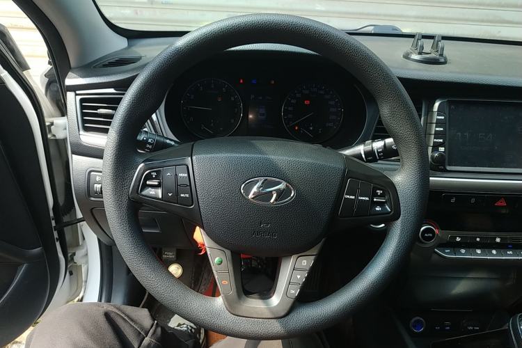 Used Hyundai Mistra 2017 1.8L Automatic Smart GLS China V Standard Steering Wheel