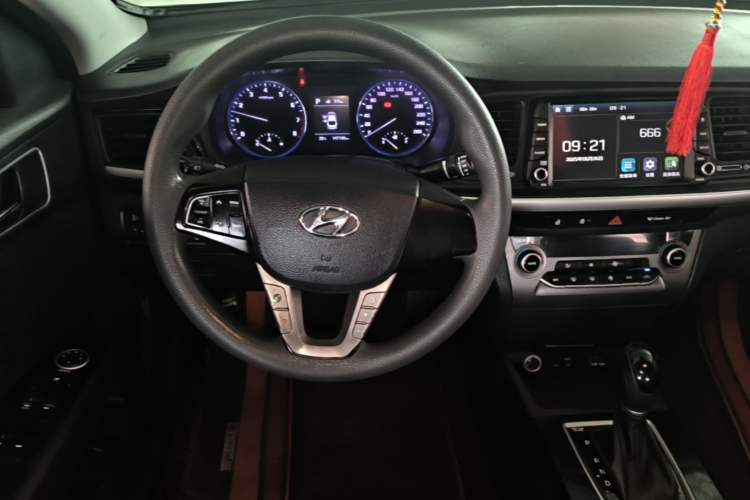 Used Hyundai Mistra 2017 1.6T Automatic Smart GLS China V Standard Steering Wheel