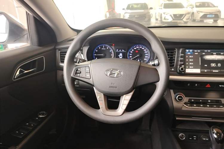 Used Hyundai Mistra 2017 1.6T Automatic Smart GLS China V Standard Steering Wheel