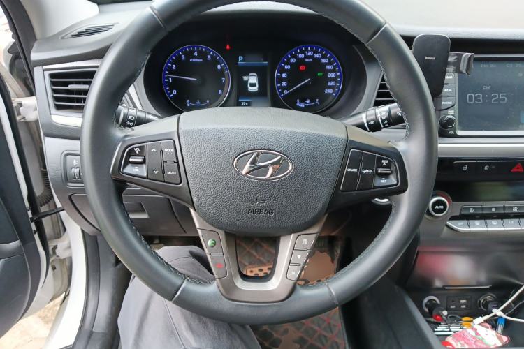 Used Hyundai Mistra 2017 1.8L Automatic Deluxe DLX Model China V Emission Standard Steering Wheel