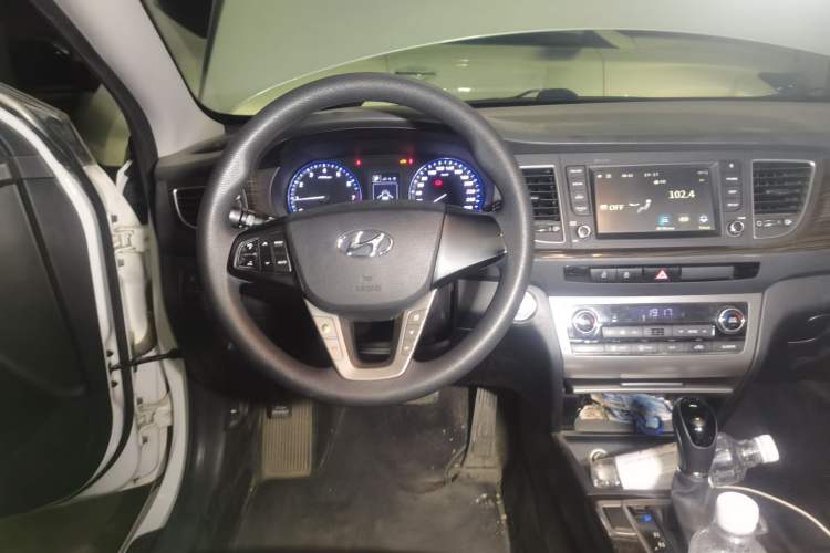 Used Hyundai Mistra 2017 1.6T Automatic Smart GLS China V Standard Steering Wheel