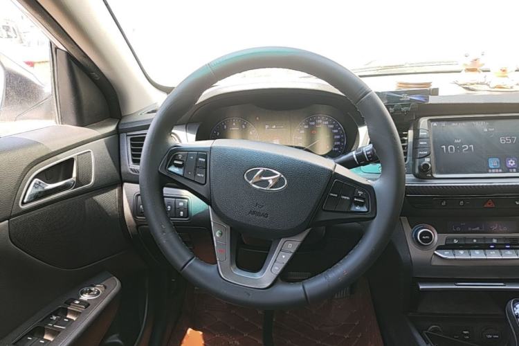 Used Hyundai Mistra 2017 1.8L Automatic Deluxe DLX Model China V Emission Standard Steering Wheel