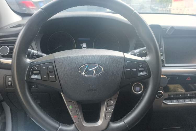 Used Hyundai Mistra 2017 1.8L Automatic Deluxe DLX Model China V Emission Standard Steering Wheel
