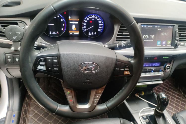 Used Hyundai Mistra 2017 1.8L Automatic Deluxe DLX Model China V Emission Standard Steering Wheel