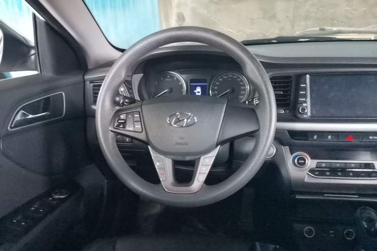 Used Hyundai Mistra 2017 1.8L Automatic Smart GLS China V Standard Steering Wheel
