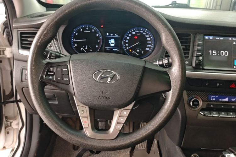 Used Hyundai Mistra 2017 1.6T Automatic Smart GLS China V Standard Steering Wheel