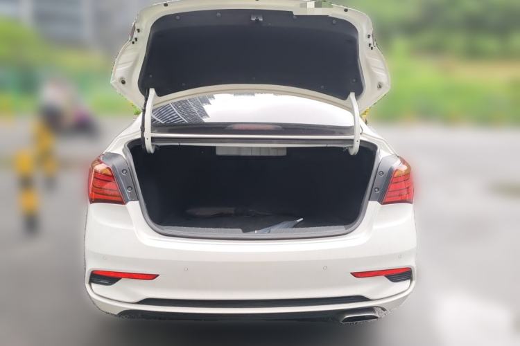 Used Hyundai Mistra 2017 1.8L Automatic Deluxe DLX Model China V Emission Standard Trunk