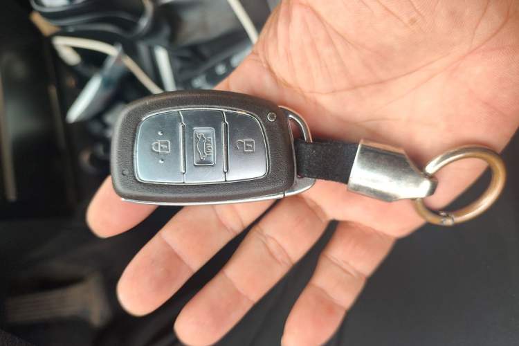 Used Hyundai Mistra 2017 1.8L Automatic Smart GLS China V Standard Vehicle Key