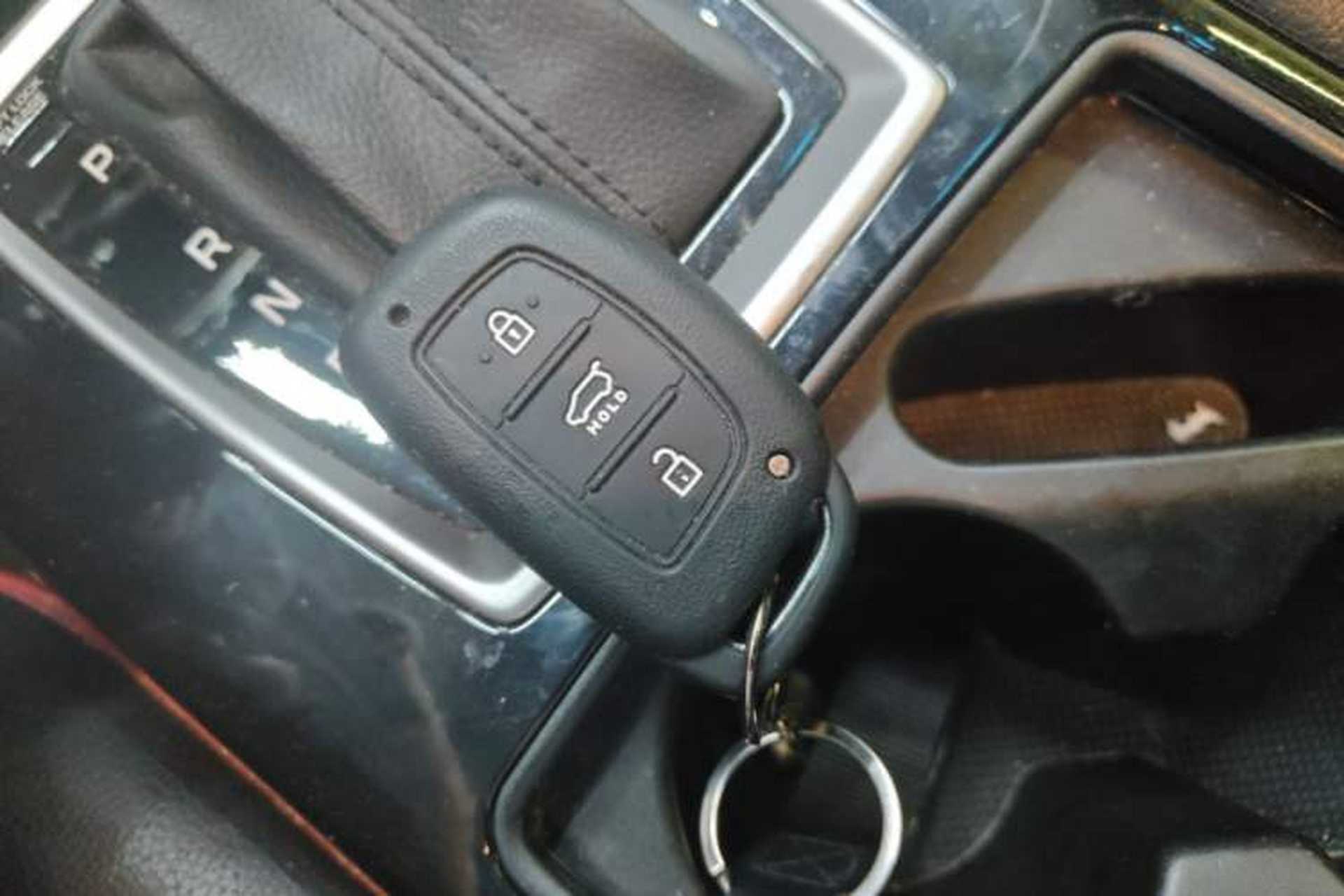 Used Hyundai Mistra 2017 1.6T Automatic Smart GLS China V Standard Vehicle Key