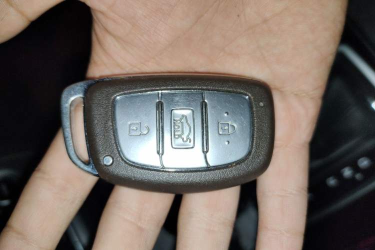 Used Hyundai Mistra 2017 1.6T Automatic Smart GLS China V Standard Vehicle Key