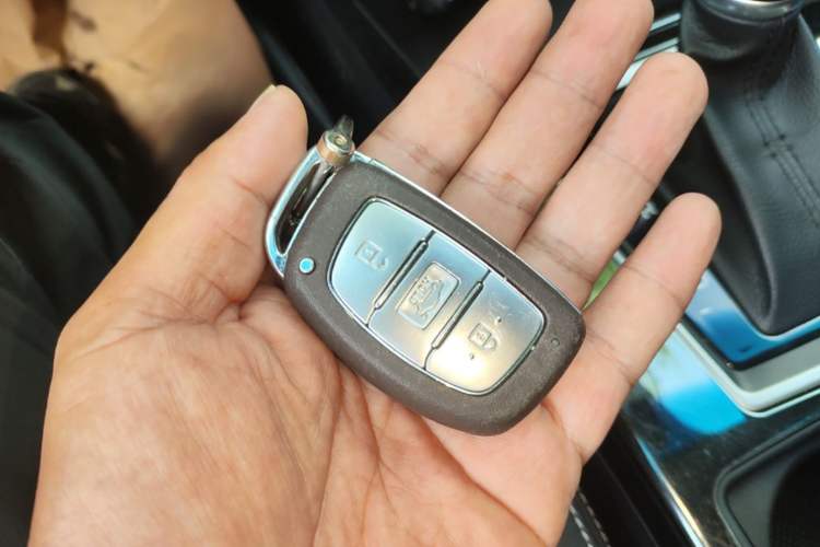 Used Hyundai Mistra 2017 1.6T Automatic Smart GLS China V Standard Vehicle Key