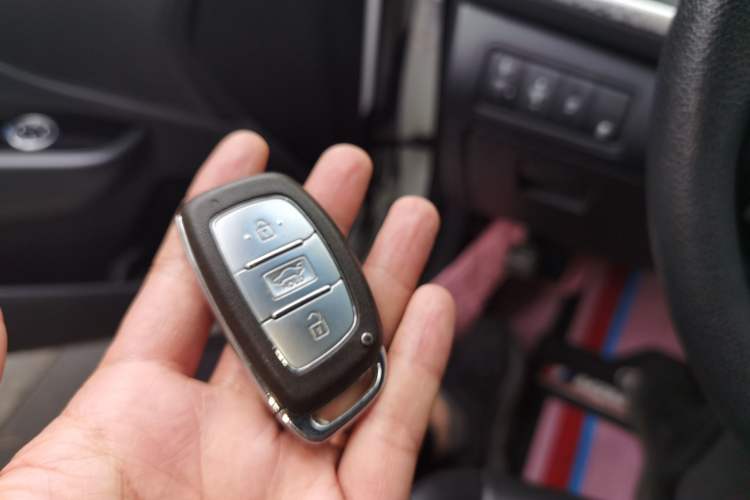 Used Hyundai Mistra 2017 1.8L Automatic Smart GLS China V Standard Vehicle Key