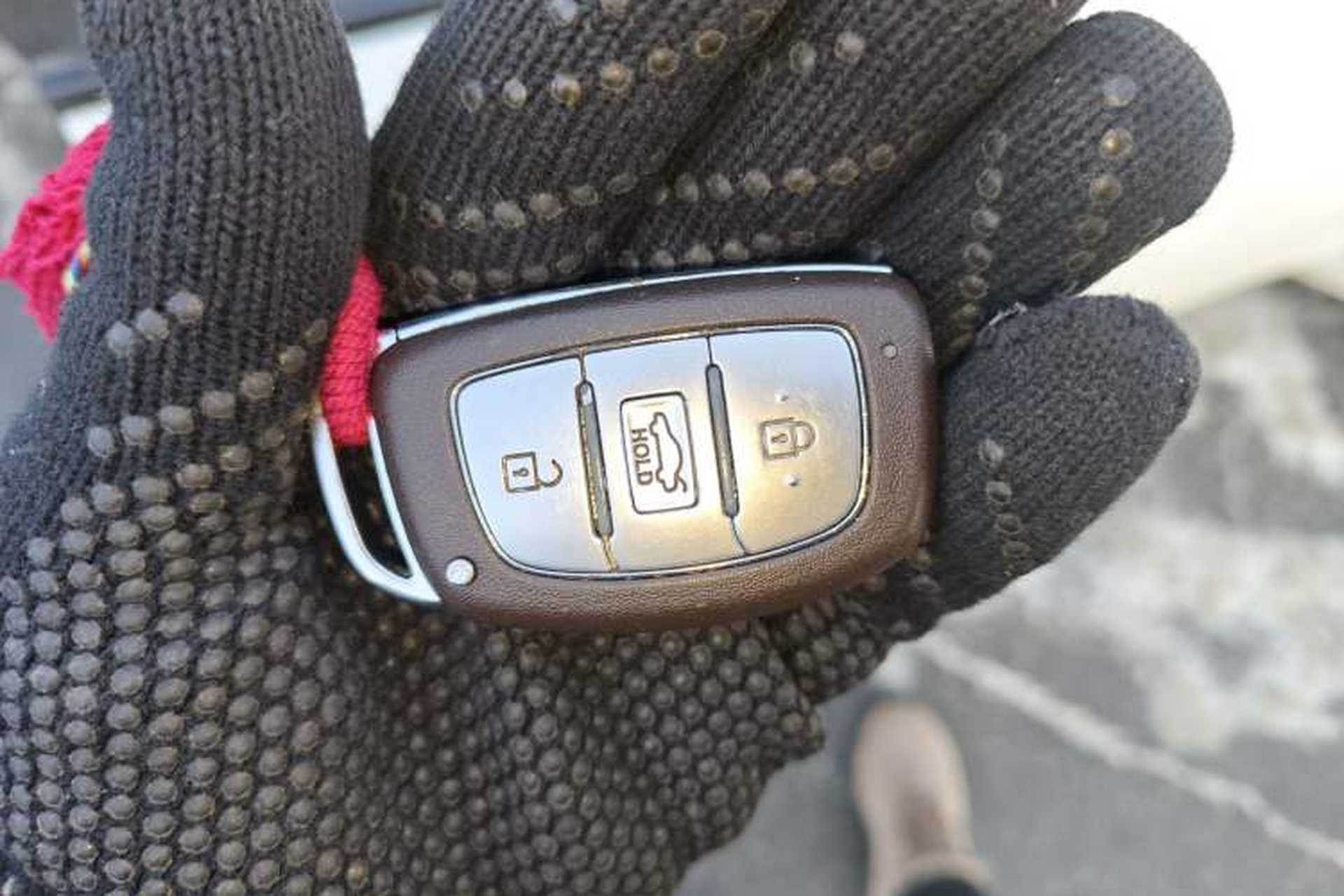 Used Hyundai Mistra 2017 1.6T Automatic Smart GLS China V Standard Vehicle Key
