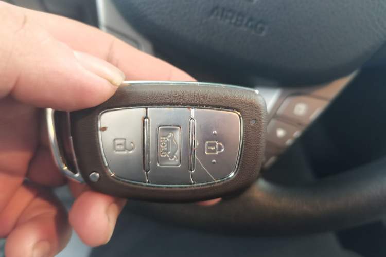 Used Hyundai Mistra 2017 1.6T Automatic Smart GLS China V Standard Vehicle Key