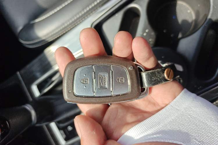 Used Hyundai Mistra 2017 1.6T Automatic Smart GLS China V Standard Vehicle Key