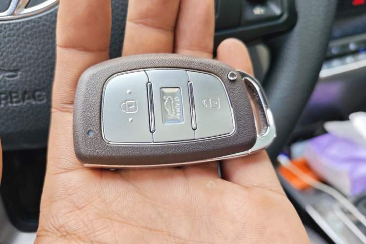Used Hyundai Mistra 2017 1.8L Automatic Smart GLS China V Standard Vehicle Key