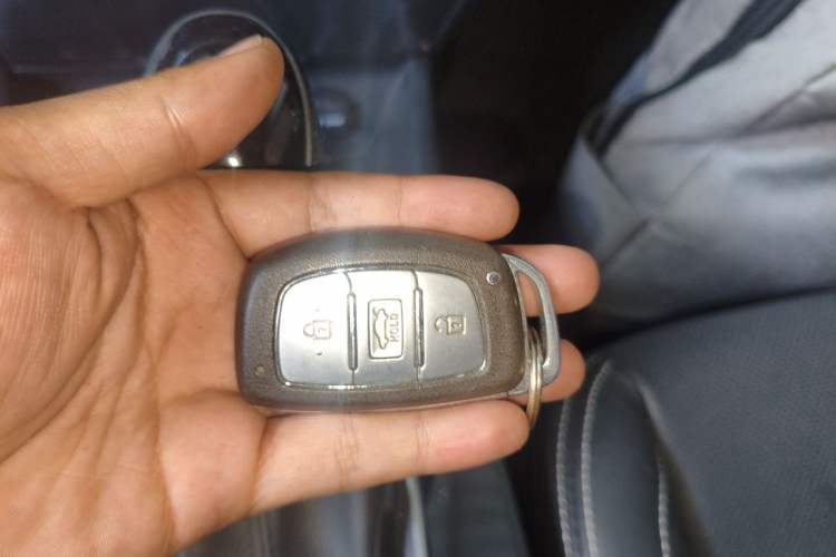 Used Hyundai Mistra 2017 1.6T Automatic Smart GLS China V Standard Vehicle Key