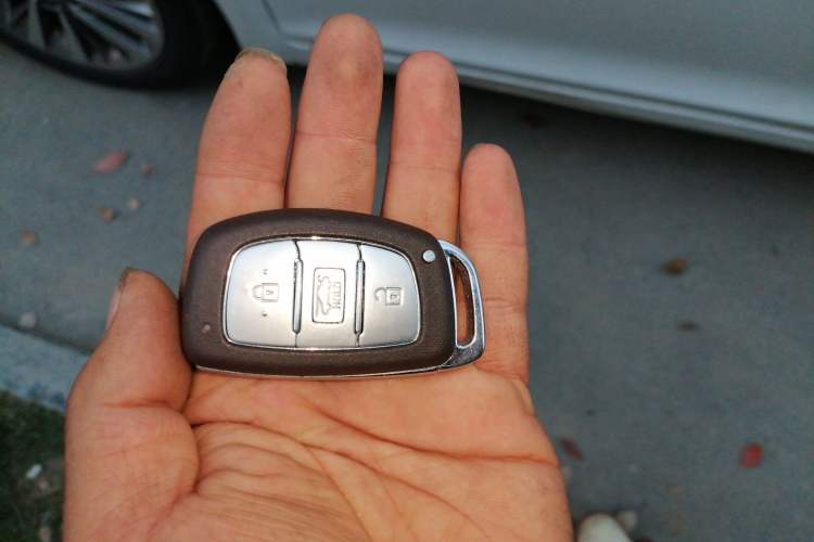 Used Hyundai Mistra 2017 1.6T Automatic Smart GLS China V Standard Vehicle Key