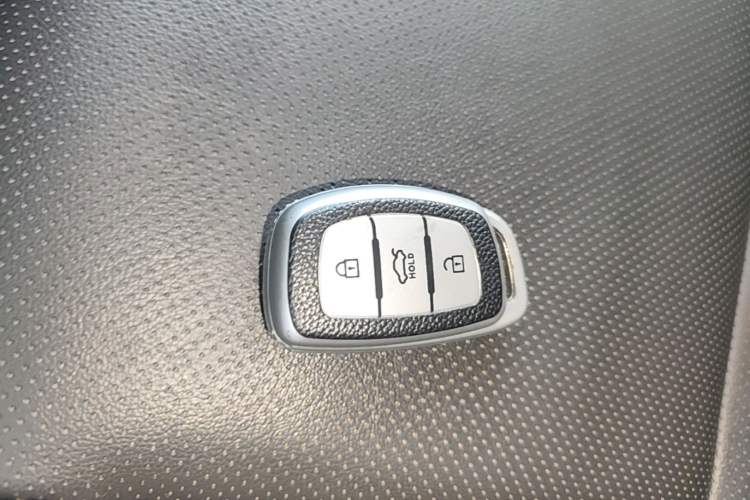 Used Hyundai Mistra 2017 1.6T Automatic Smart GLS China V Standard Vehicle Key