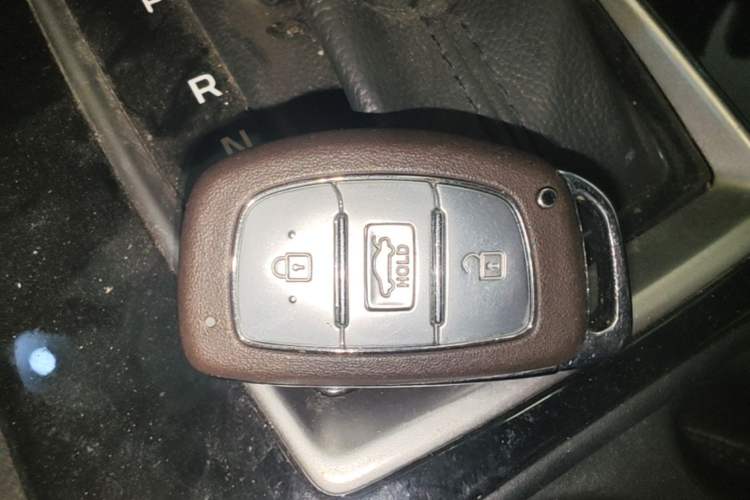 Used Hyundai Mistra 2017 1.6T Automatic Smart GLS China V Standard Vehicle Key