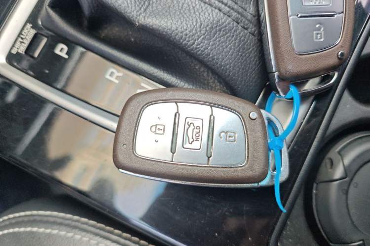 Used Hyundai Mistra 2017 1.6T Automatic Smart GLS China V Standard Vehicle Key