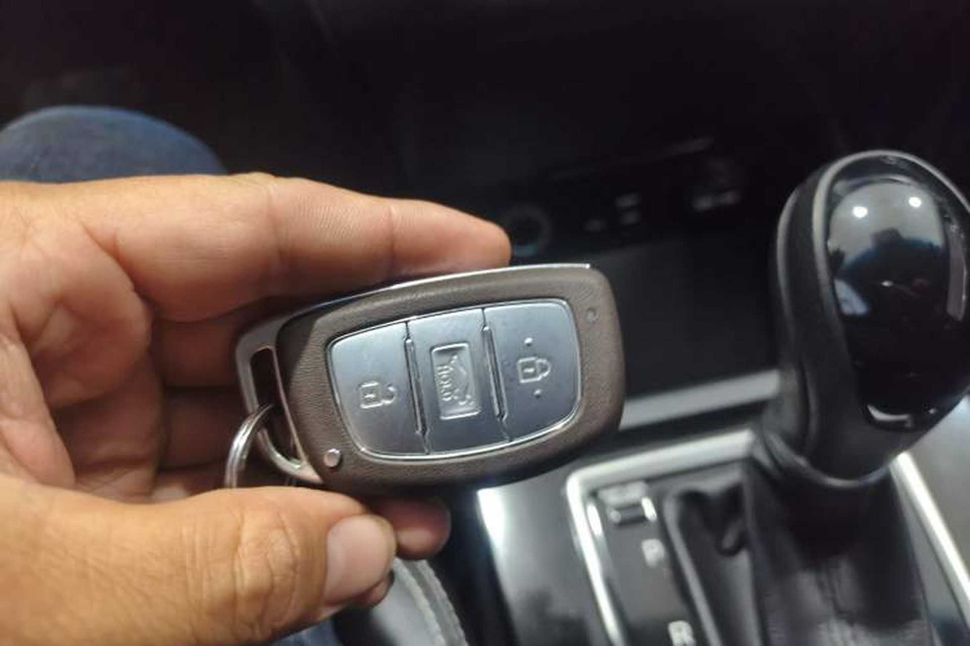 Used Hyundai Mistra 2017 1.6T Automatic Smart GLS China V Standard Vehicle Key