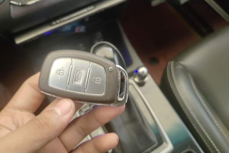 Used Hyundai Mistra 2017 1.6T Automatic Smart GLS China V Standard Vehicle Key