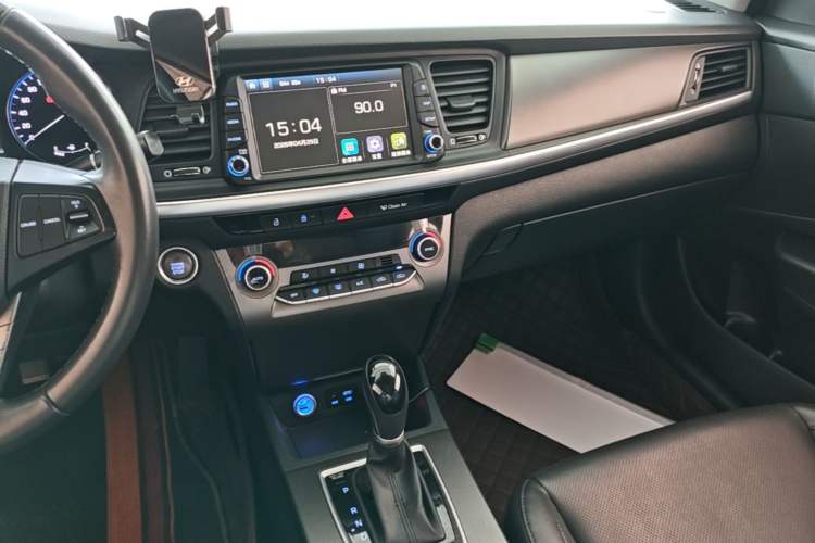 Used Hyundai Mistra 2017 1.8L Automatic Deluxe DLX Model China V Emission Standard Audio And AC Panel