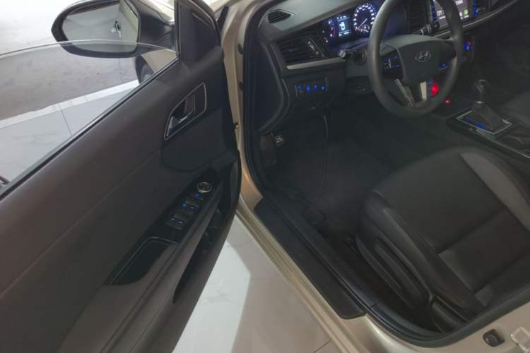 Used Hyundai Mistra 2017 1.8L Automatic Smart GLS China V Standard Driver Seat