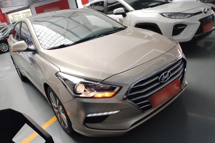 Used Hyundai Mistra 2017 1.8L Automatic Deluxe DLX Model China V Emission Standard Front Right 45 Deg