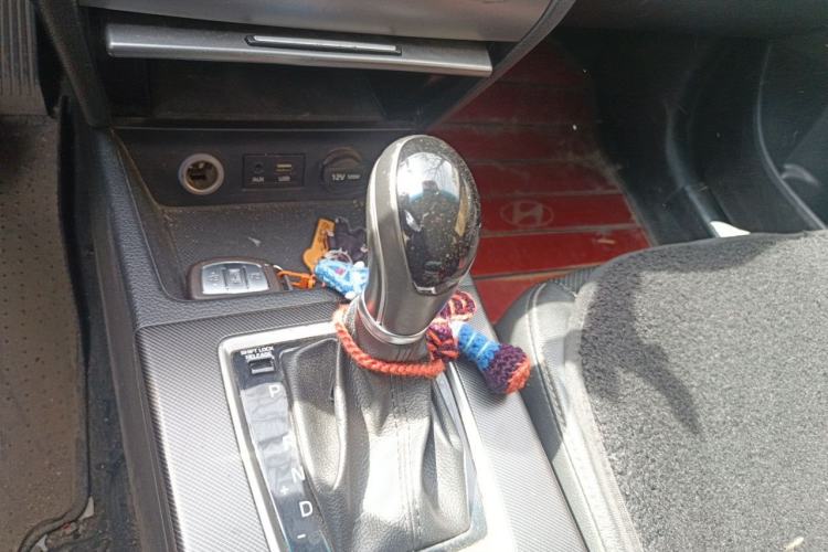Used Hyundai Mistra 2017 1.8L Automatic Deluxe DLX Model China V Emission Standard Gear Lever