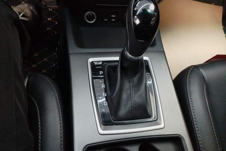 Used Hyundai Mistra 2017 1.8L Automatic Deluxe DLX Model China V Emission Standard Gear Lever