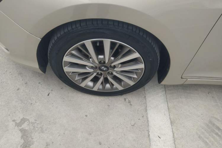 Used Hyundai Mistra 2017 1.8L Automatic Smart GLS China V Standard Left Front Wheel Hub