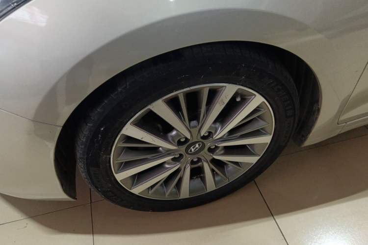 Used Hyundai Mistra 2017 1.8L Automatic Smart GLS China V Standard Left Front Wheel Hub