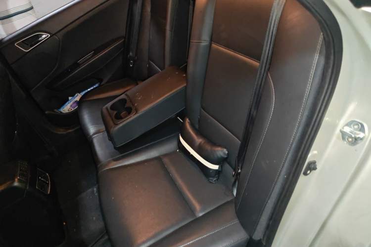 Used Hyundai Mistra 2017 1.8L Automatic Deluxe DLX Model China V Emission Standard Left Rear Seat