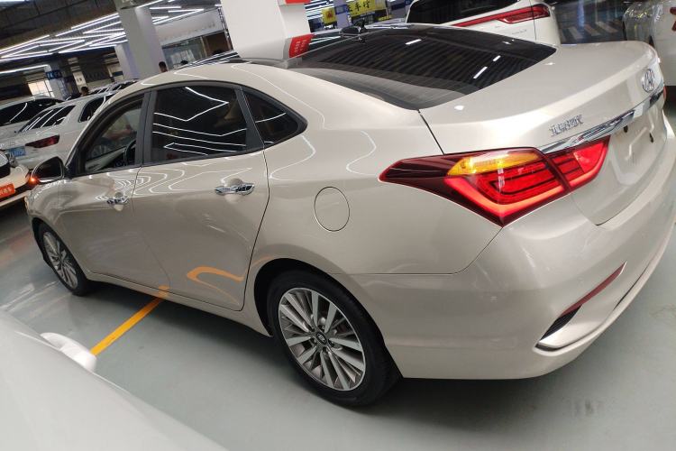 Used Hyundai Mistra 2017 1.8L Automatic Deluxe DLX Model China V Emission Standard Left Side