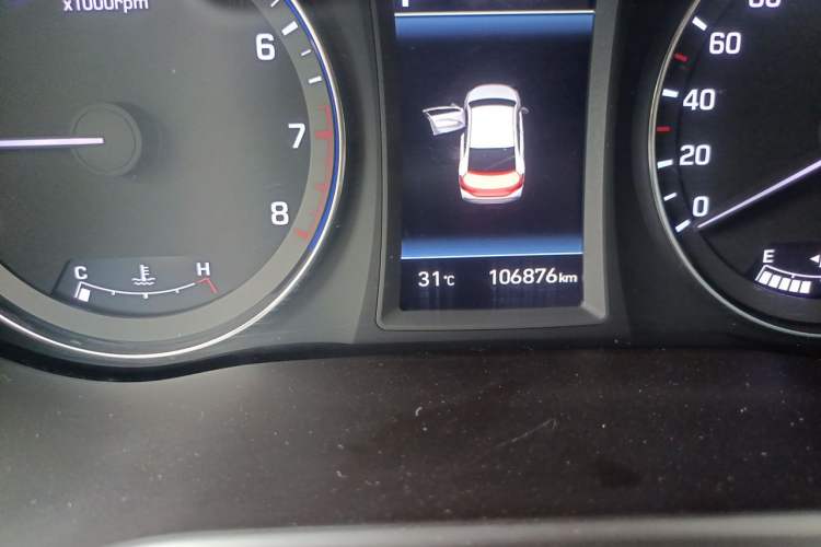 Used Hyundai Mistra 2017 1.8L Automatic Deluxe DLX Model China V Emission Standard Odometer Close Up