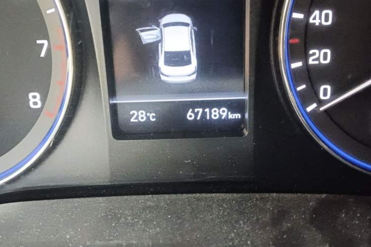 Used Hyundai Mistra 2017 1.8L Automatic Smart GLS China V Standard Odometer Close Up