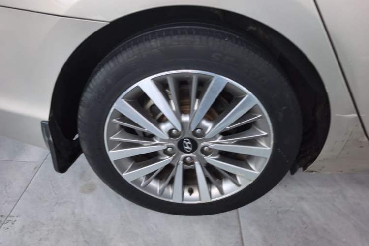 Used Hyundai Mistra 2017 1.6T Automatic Smart GLS China V Standard Right Rear Wheel Hub