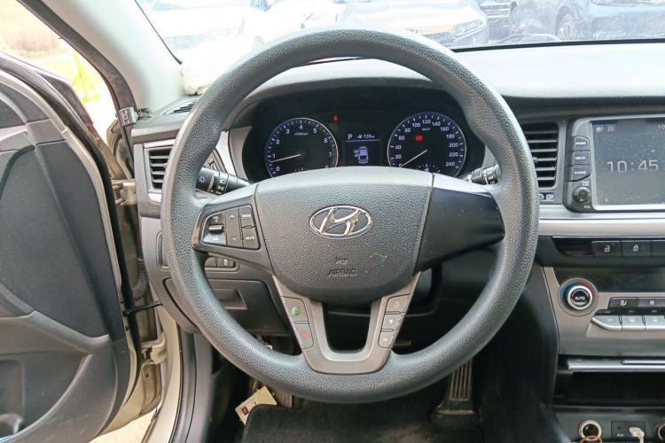 Used Hyundai Mistra 2017 1.8L Automatic Smart GLS China V Standard Steering Wheel