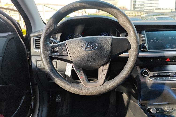Used Hyundai Mistra 2017 1.8L Automatic Smart GLS China V Standard Steering Wheel