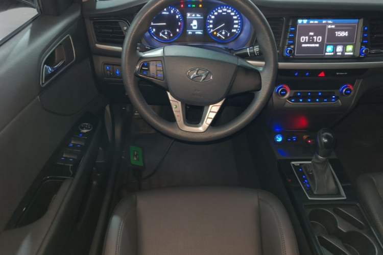 Used Hyundai Mistra 2017 1.8L Automatic Smart GLS China V Standard Steering Wheel