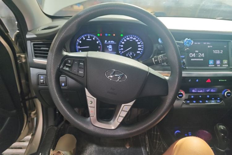 Used Hyundai Mistra 2017 1.8L Automatic Smart GLS China V Standard Steering Wheel
