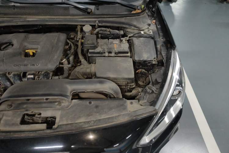 Used Hyundai Mistra 2019 1.8L Automatic Smart GLS Commemorative Edition China V Standard Engine Bay Left